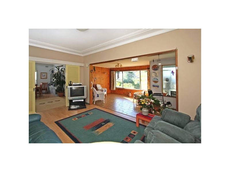 36 Sixth Avenue, Loftus NSW 2232