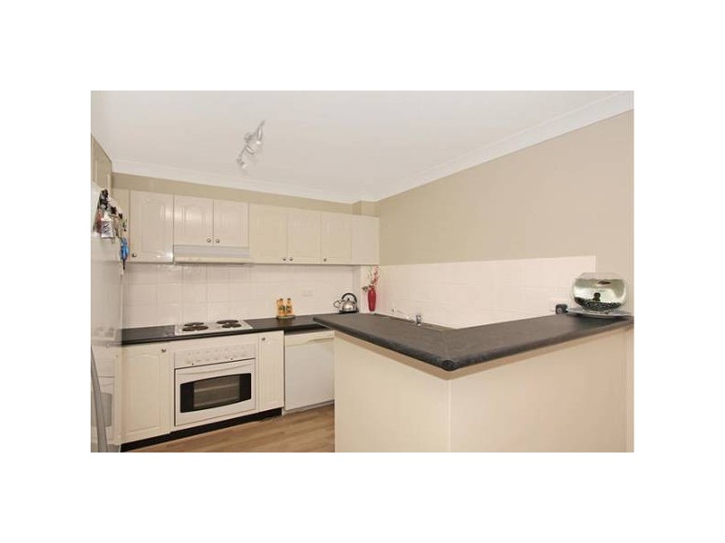 33/61 Glencoe Street, Sutherland NSW 2232