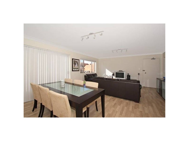 33/61 Glencoe Street, Sutherland NSW 2232