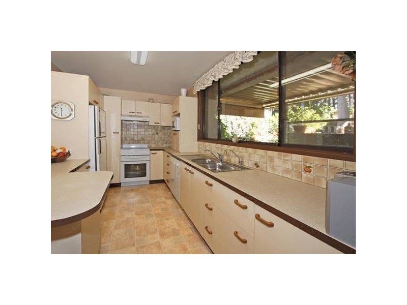 42 Upper Washington Drive, Bonnet Bay NSW 2226