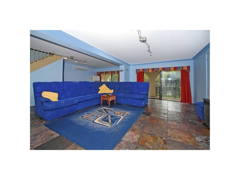 52 Tea Tree Place, Kirrawee NSW 2232