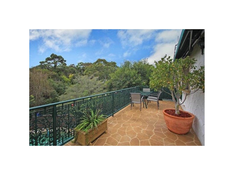 52 Tea Tree Place, Kirrawee NSW 2232