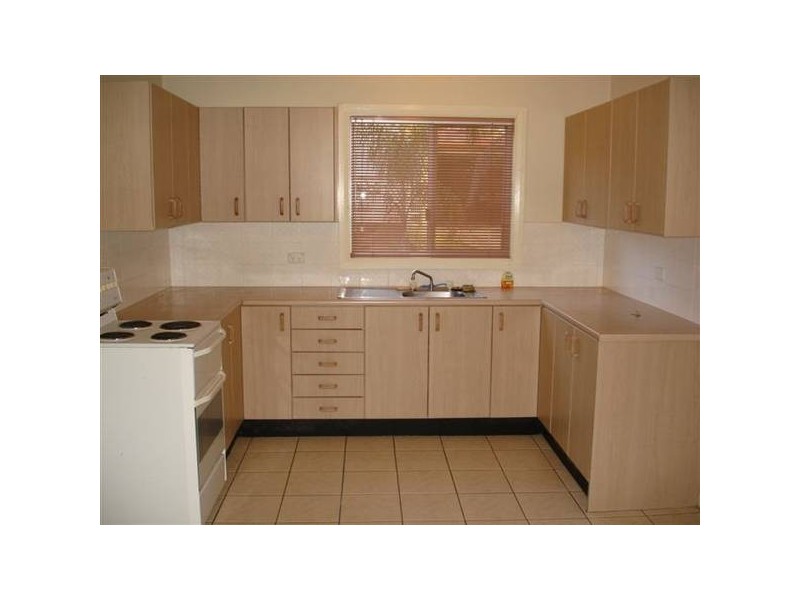 8 Auburn Street, Sutherland NSW 2232