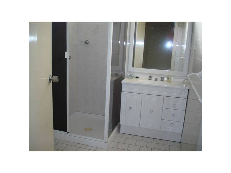 8 Auburn Street, Sutherland NSW 2232