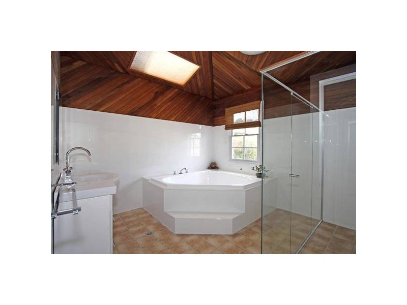 10 Coolidge Crescent, Bonnet Bay NSW 2226