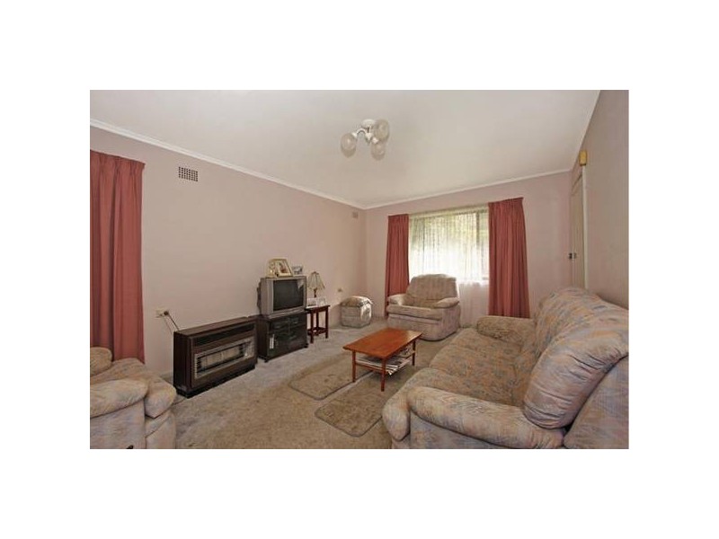 12 Loretta Avenue, Como NSW 2226