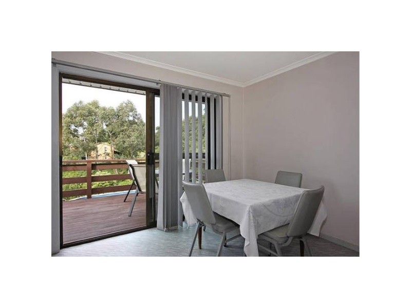 12 Loretta Avenue, Como NSW 2226