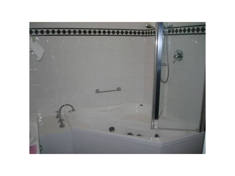 5 Tenth Avenue, Oyster Bay NSW 2225