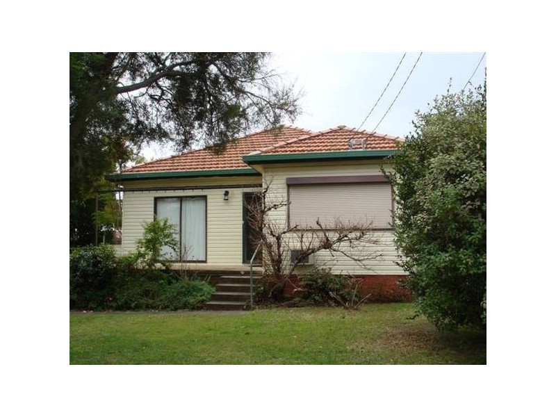 69 Eighth Avene, Loftus NSW 2232