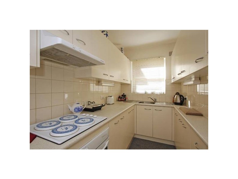 2/16 Oxley Avenue, Jannali NSW 2226