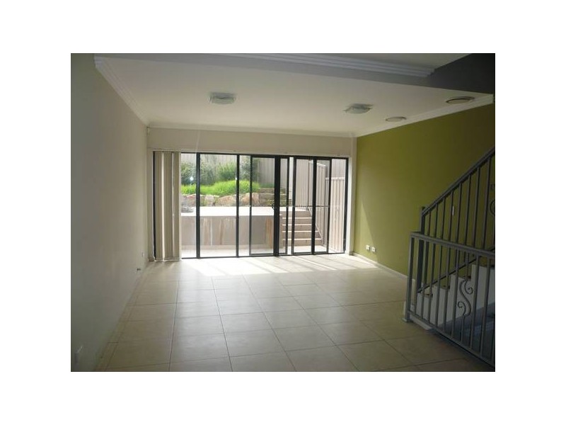 18/54 Osprey Drive, Illawong NSW 2234