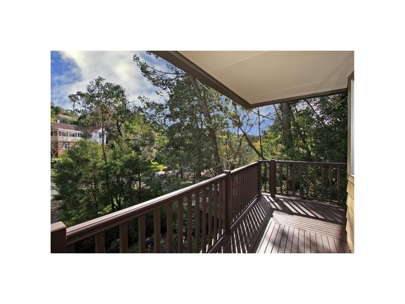 8 Tivoli Esplanade, Como NSW 2226