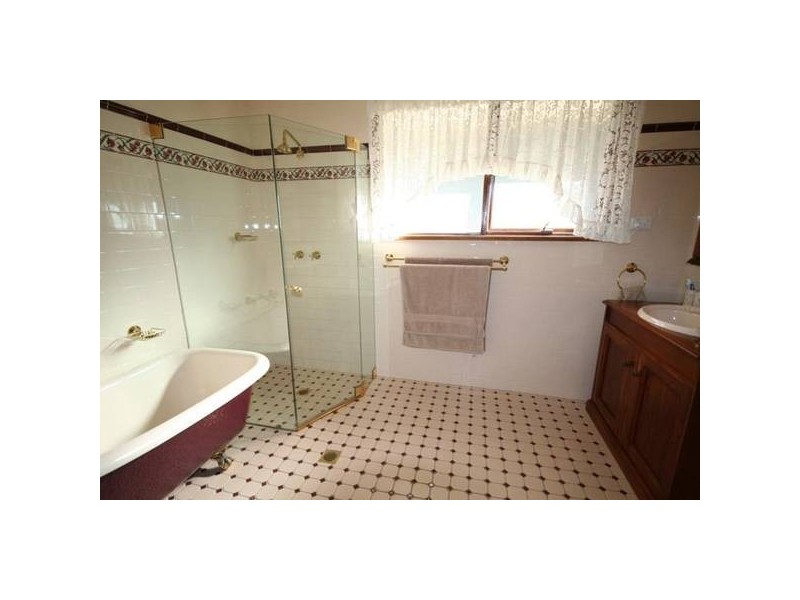 37 Lower Washington Drive, Bonnet Bay NSW 2226