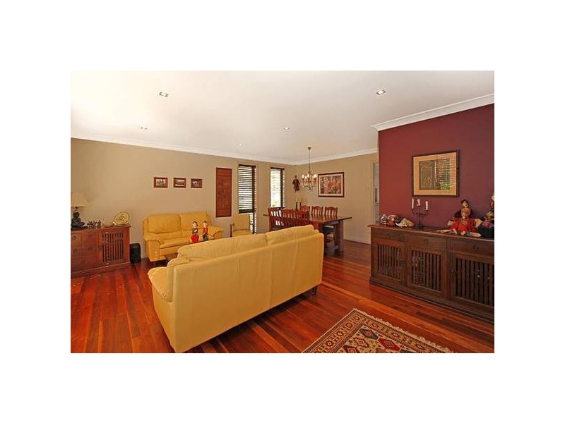 36 Lincoln Crescent, Bonnet Bay NSW 2226