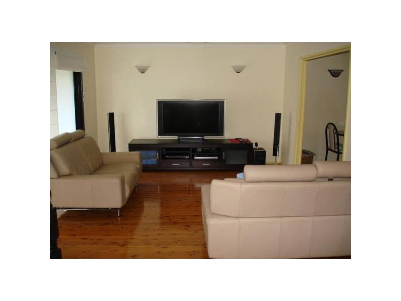 102 Washington Drive, Bonnet Bay NSW 2226