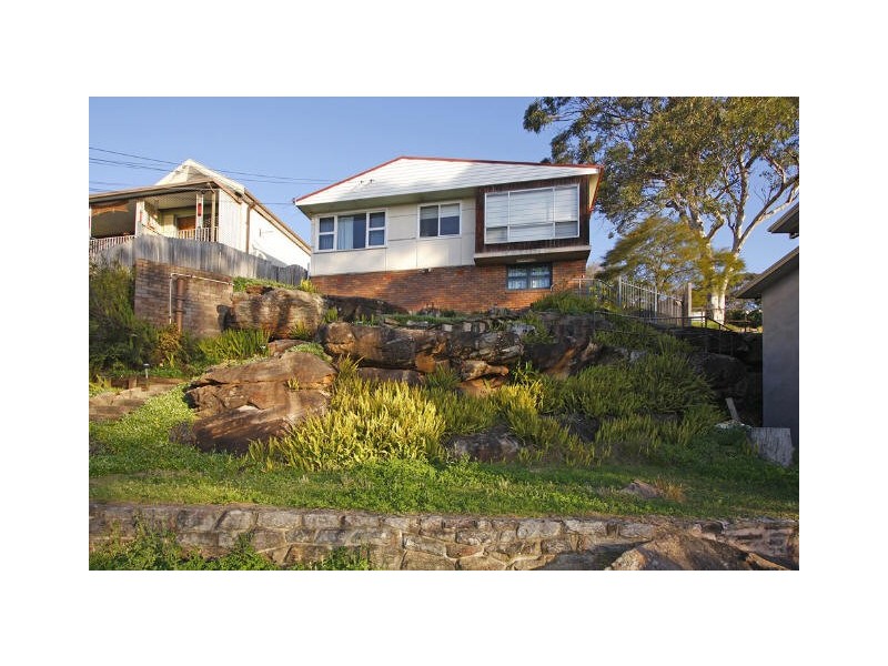 40 Central Avenue, Como NSW 2226