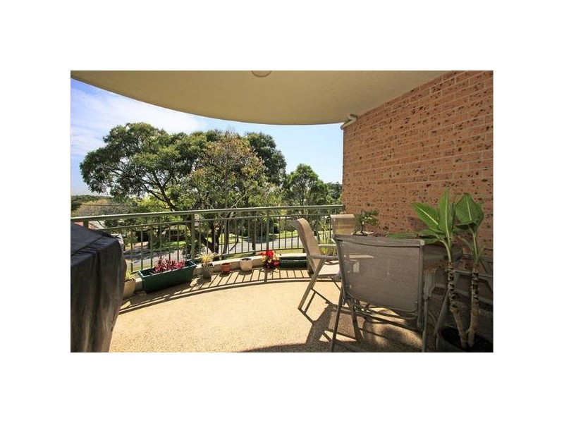 29/20 Leonay Street, Sutherland NSW 2232