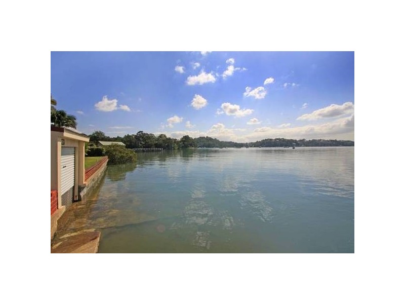 8 Verona Range, Como NSW 2226