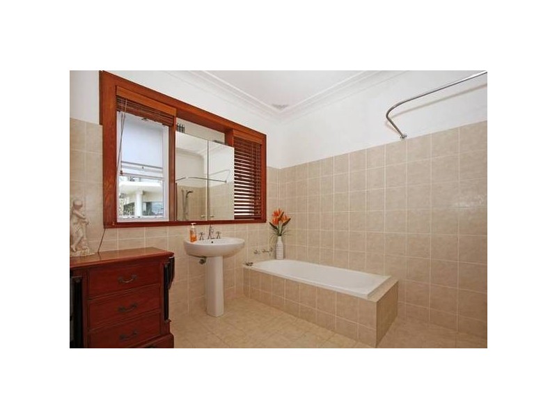 8 Verona Range, Como NSW 2226