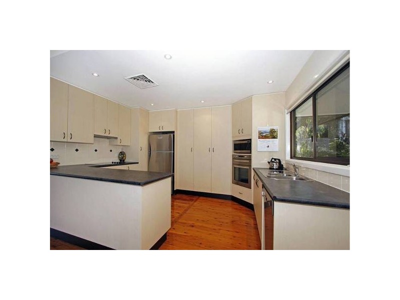 5 Loretta Avenue, Como NSW 2226