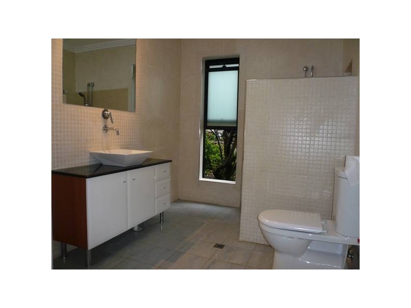 218 Oyster Bay Road (Gain access to this property from the bottom of Jannali Crescent), Oyster Bay NSW 2225