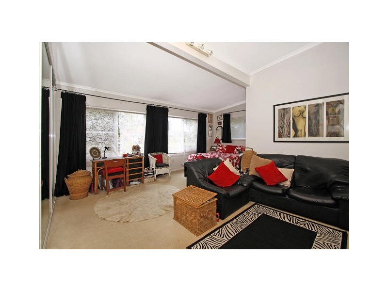 1-3 Georges River Crescent (Corner of Ward Crescent), Oyster Bay NSW 2225