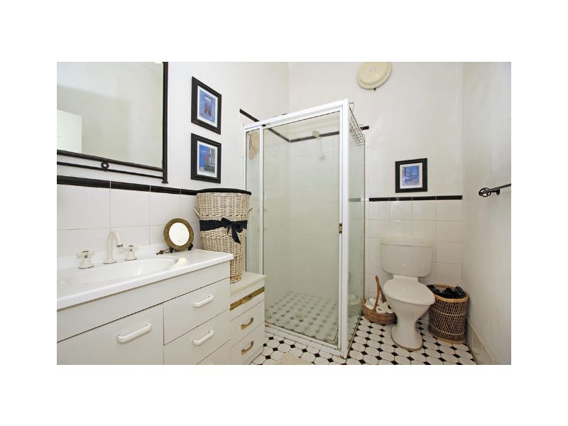 1-3 Georges River Crescent (Corner of Ward Crescent), Oyster Bay NSW 2225