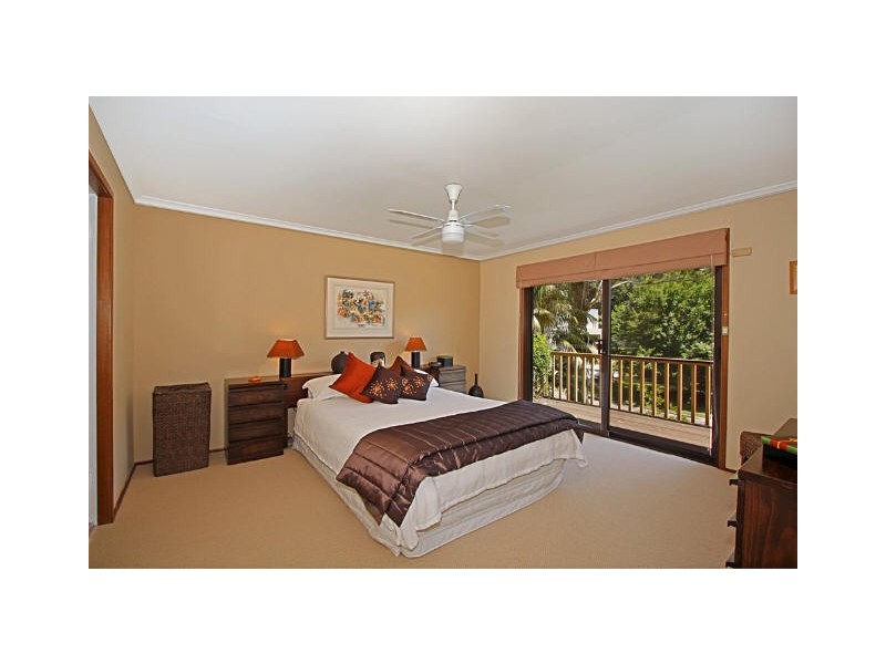 17 Glenhaven Pl, Oyster Bay NSW 2225