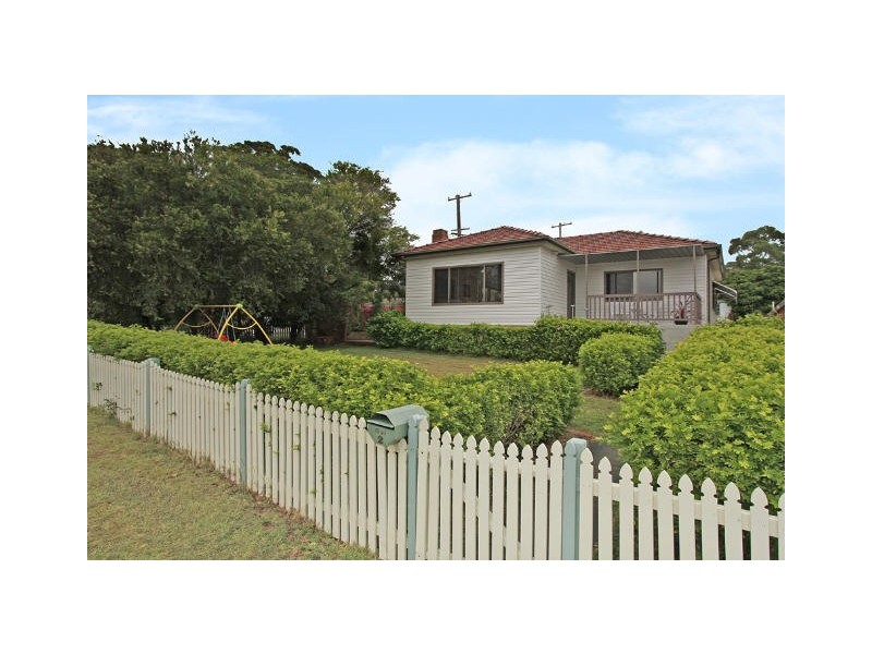 2 Logan Street, Loftus NSW 2232