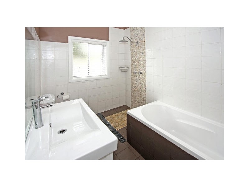 2 Logan Street, Loftus NSW 2232