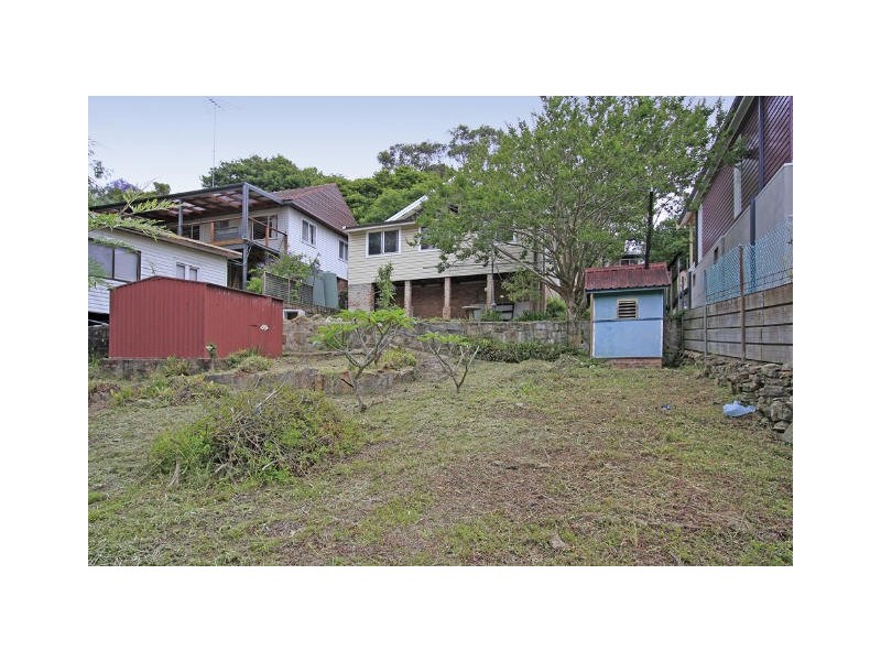 15 Wigens Avenue, Como NSW 2226