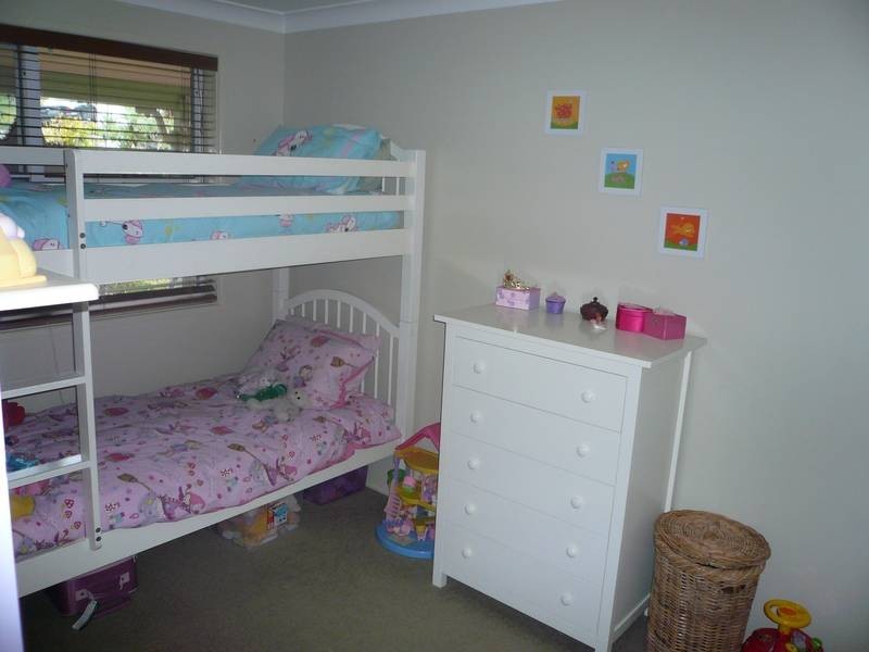 15 Tea Tree Place, Kirrawee NSW 2232