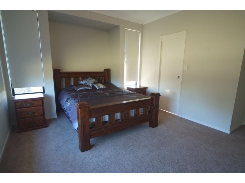 60 Pennefather Close, Yorklea NSW 2470