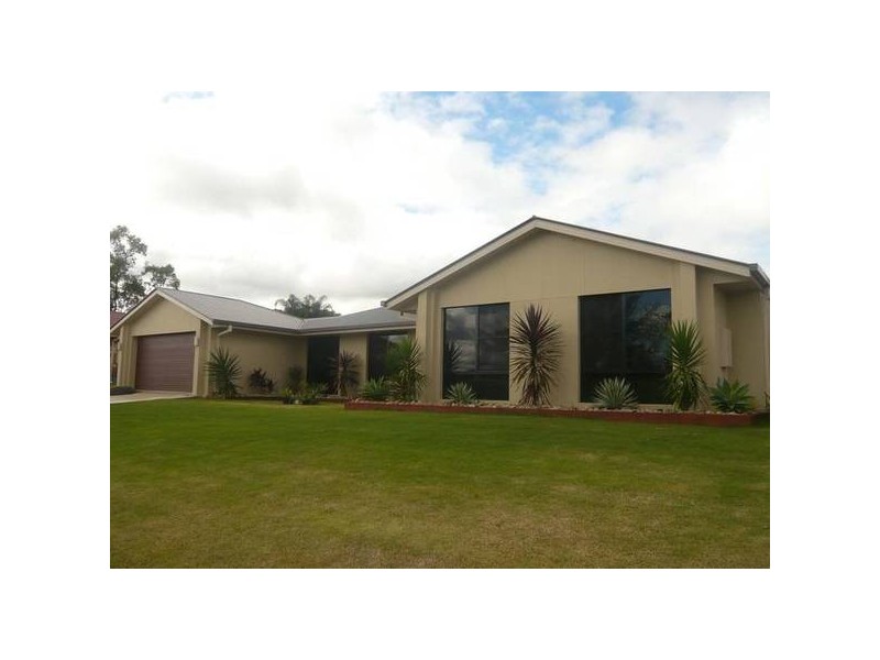 17 Charles Avenue, Casino NSW 2470