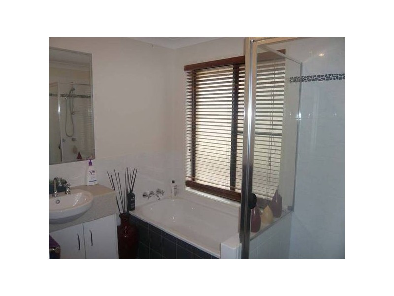 17 Charles Avenue, Casino NSW 2470