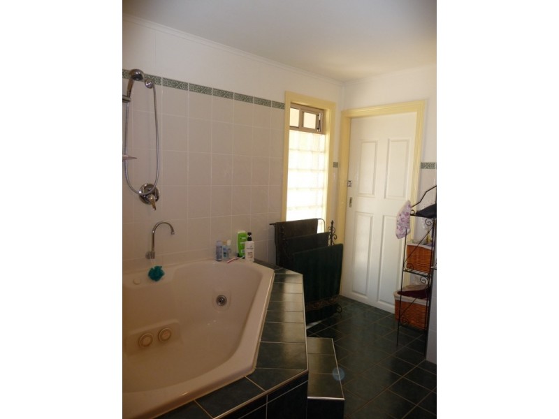 35-37 Gaffney Street, Broken Hill NSW 2880