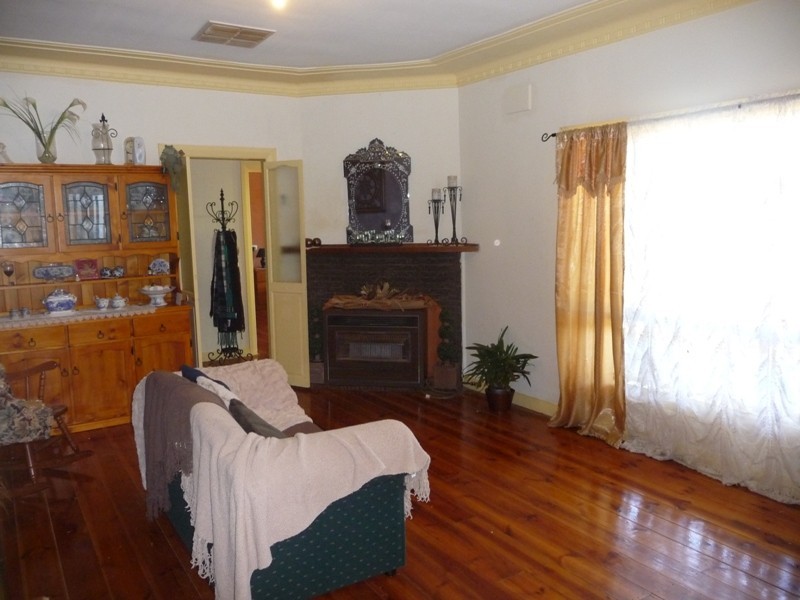 35-37 Gaffney Street, Broken Hill NSW 2880