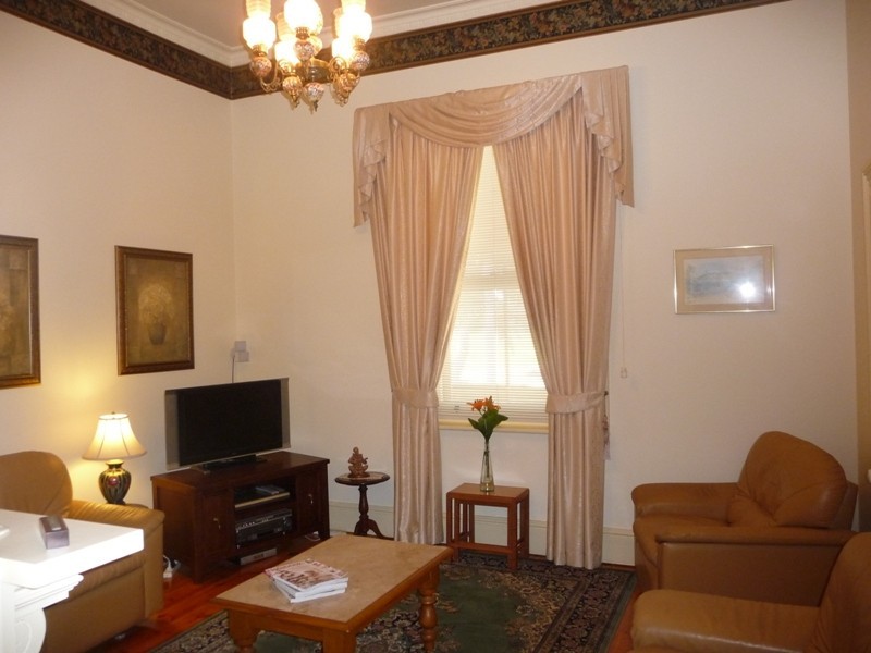 232 Wolfram Street, Broken Hill NSW 2880