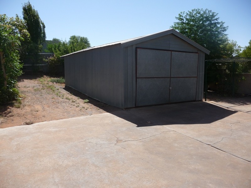 330 Oxide Street, Broken Hill NSW 2880
