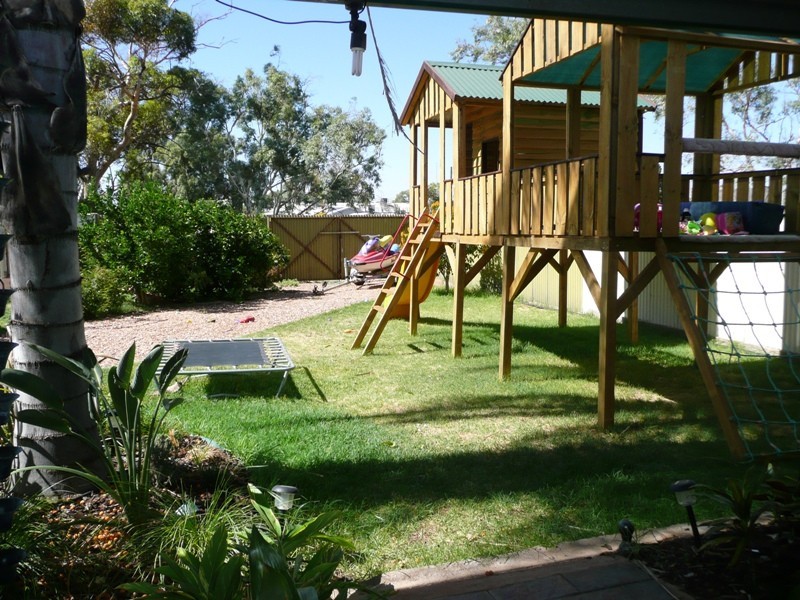 527 Lane Street, Broken Hill NSW 2880