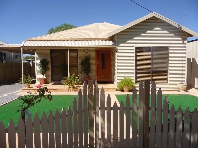 1 Railway Parade, Broken Hill NSW 2880