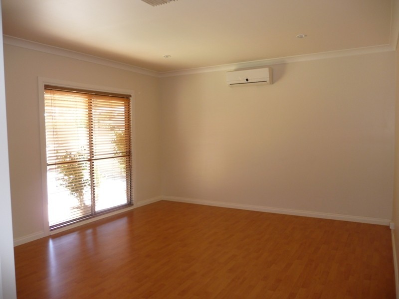 1 Railway Parade, Broken Hill NSW 2880