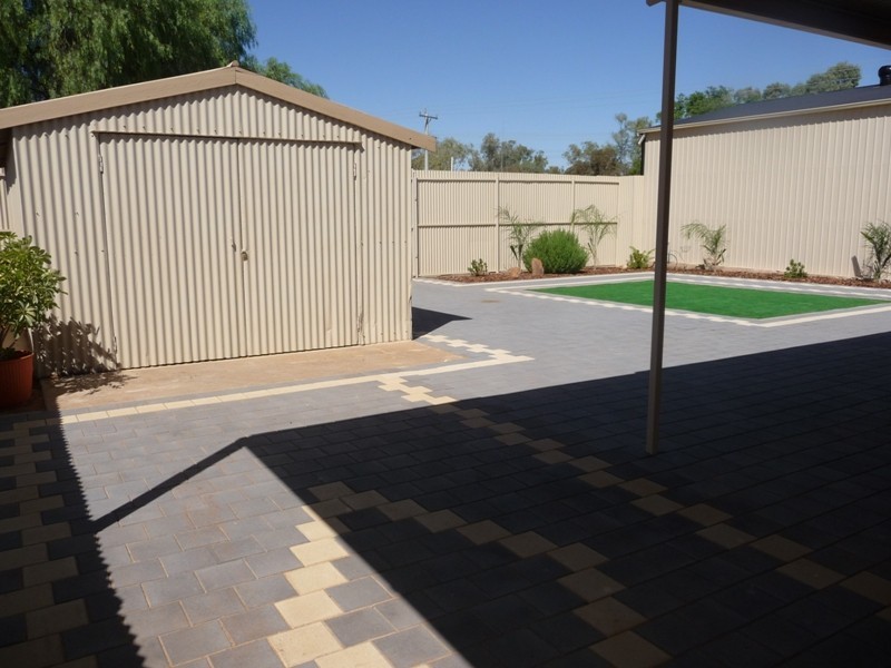 1 Railway Parade, Broken Hill NSW 2880