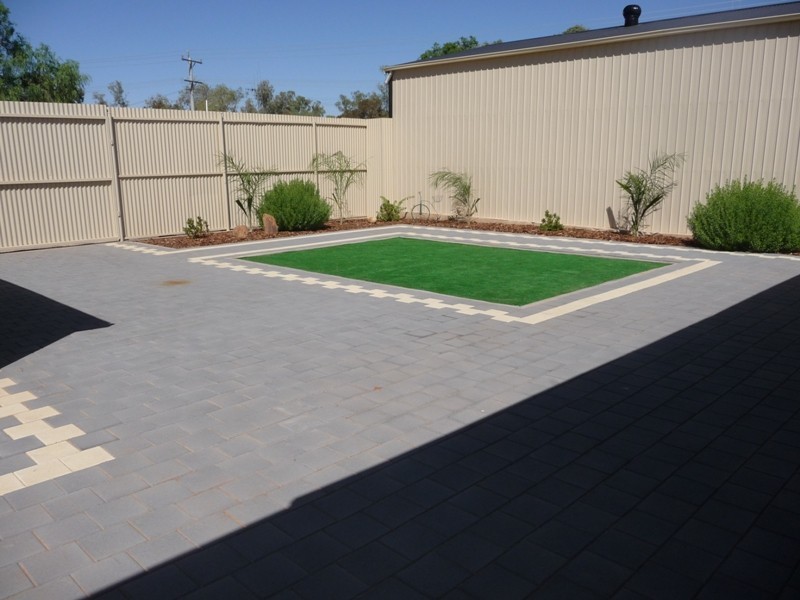 1 Railway Parade, Broken Hill NSW 2880