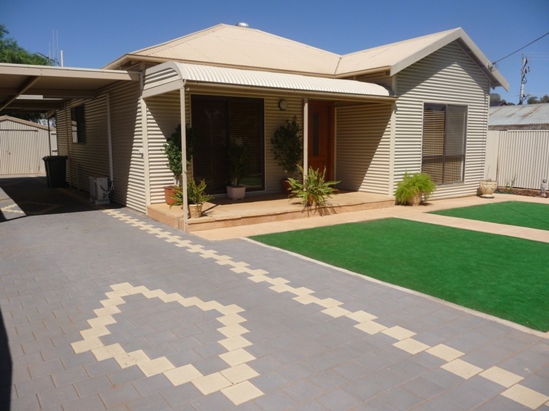 1 Railway Parade, Broken Hill NSW 2880