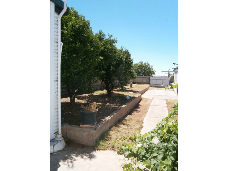 606 Argent Street, Broken Hill NSW 2880