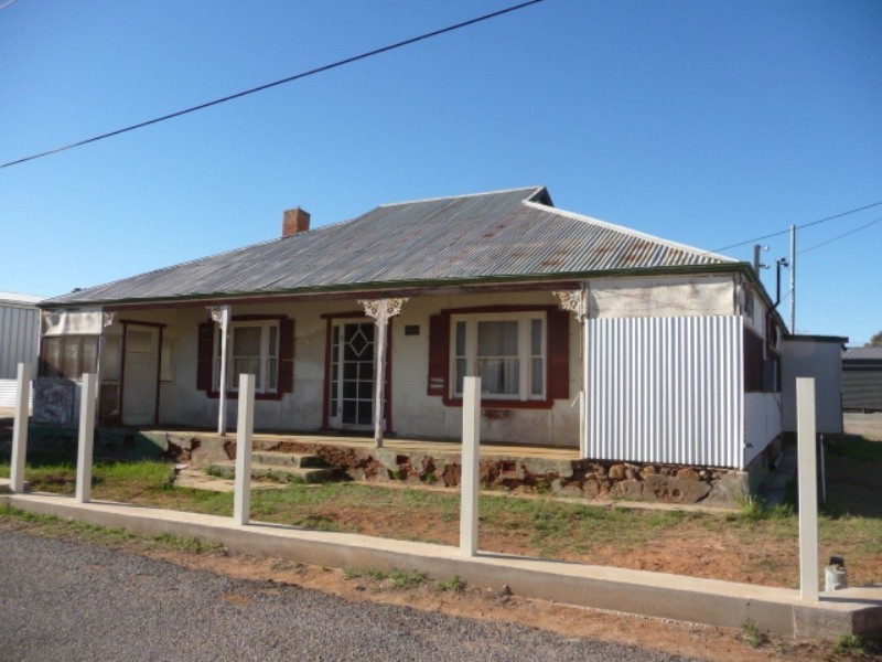 203 Newton Lane, Broken Hill NSW 2880