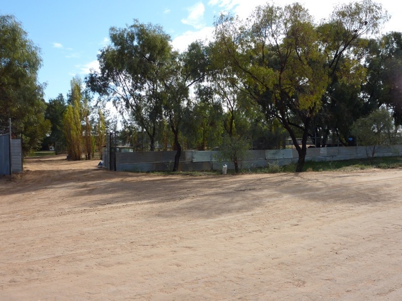 1 Paradise Way, Menindee NSW 2879