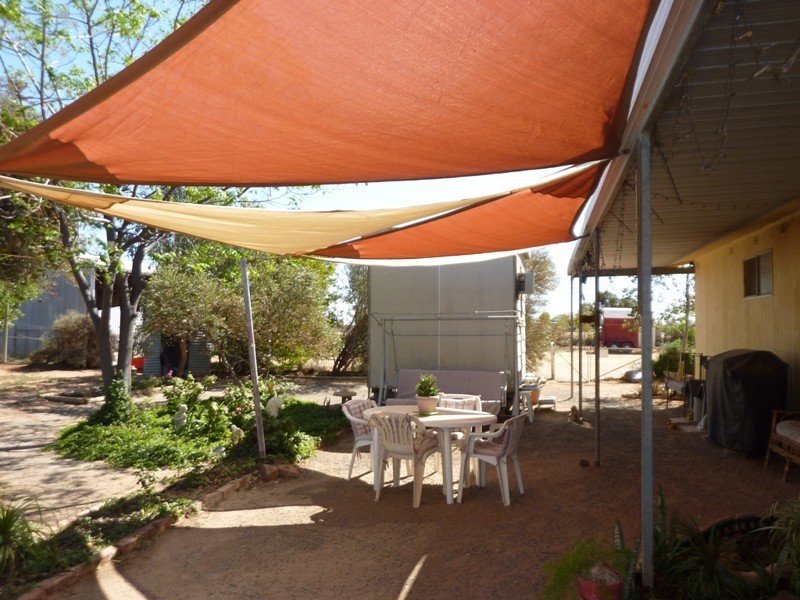 2 Old Pooncarrie Road, Menindee NSW 2879