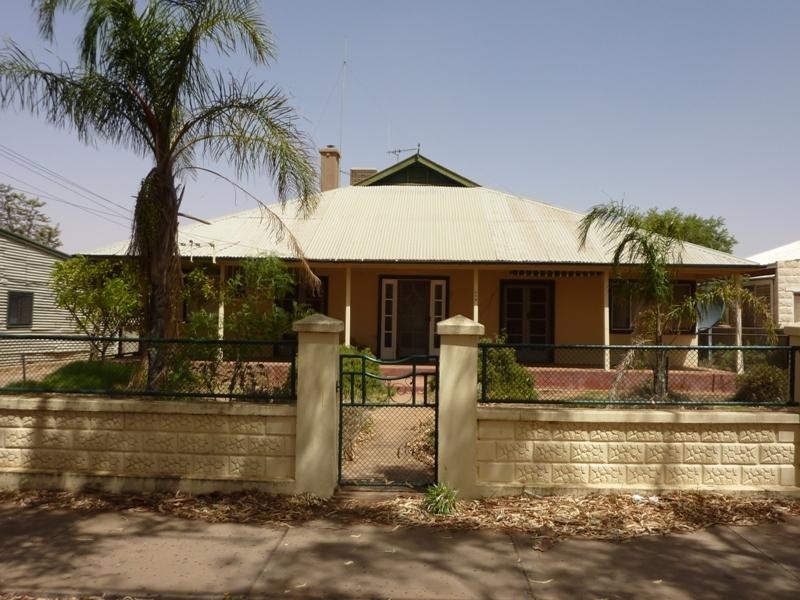 249 Williams Street, Broken Hill NSW 2880